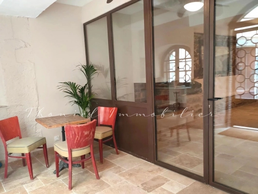 Vente appartement Grimaud - Appartement rénové à vendre dans Grimaud village