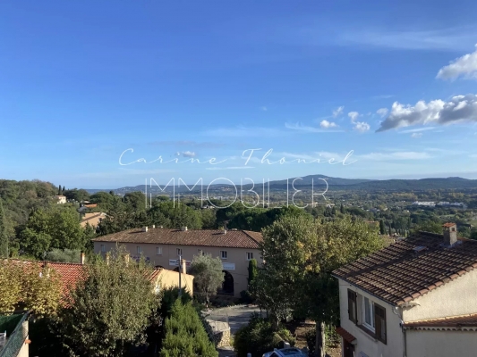 For sale apartment Grimaud - Exclusive : 155 m2 apartment in Grimaud with garage and elevator