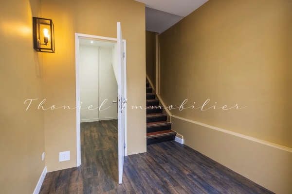 à vendre appartement Grimaud - Appartement à vendre dans le centre du village de Grimaud