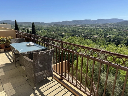 à vendre appartement Grimaud - A vendre : Appartement avec terrasses et vue panoramique à Grimaud