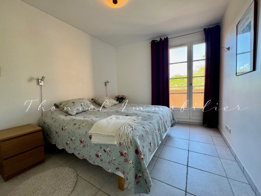 à vendre appartement Grimaud - A vendre : Appartement avec terrasses et vue panoramique à Grimaud