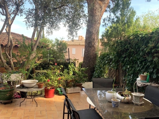 à vendre appartement Grimaud - Appartement avec jardin à vendre dans une résidence avec piscine à Grimaud