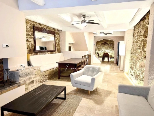 à vendre maison de village Grimaud - À vendre Maison de village rénovée dans Grimaud