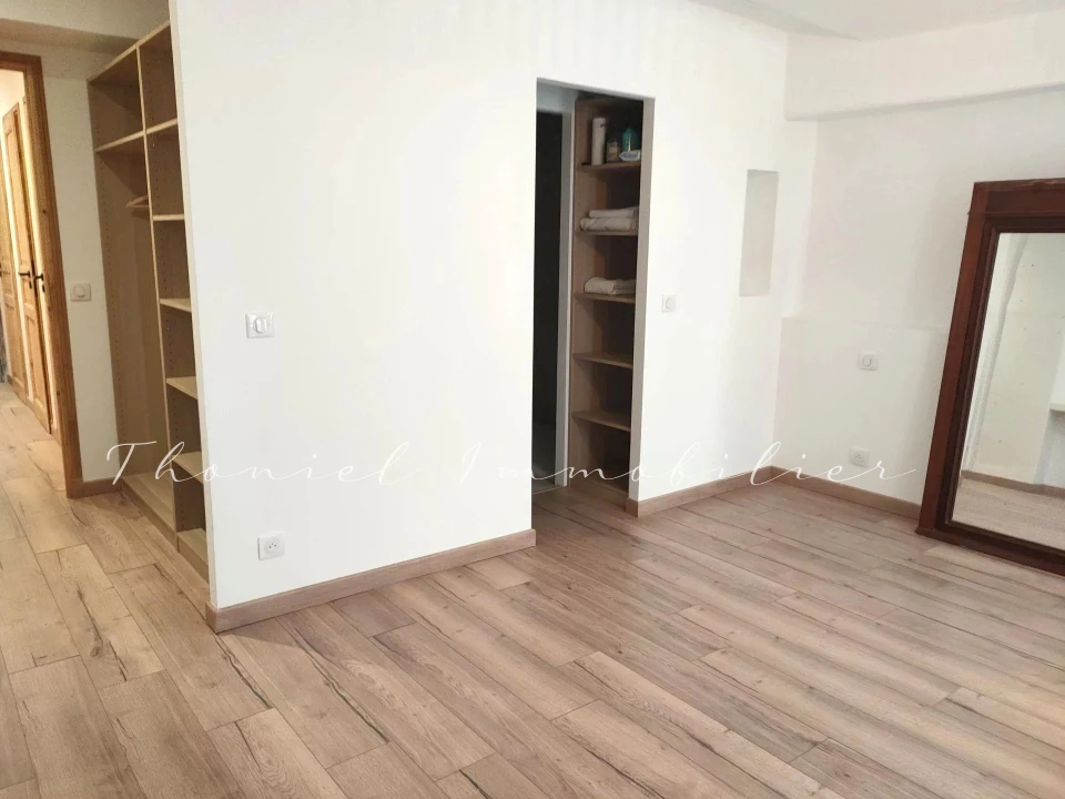 Agence immobilière Grimaud | Thoniel Immobilier | vente Maison village Grimaud