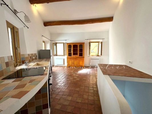 à vendre maison de village Grimaud - A vendre : Charmante petite maison de village à Grimaud