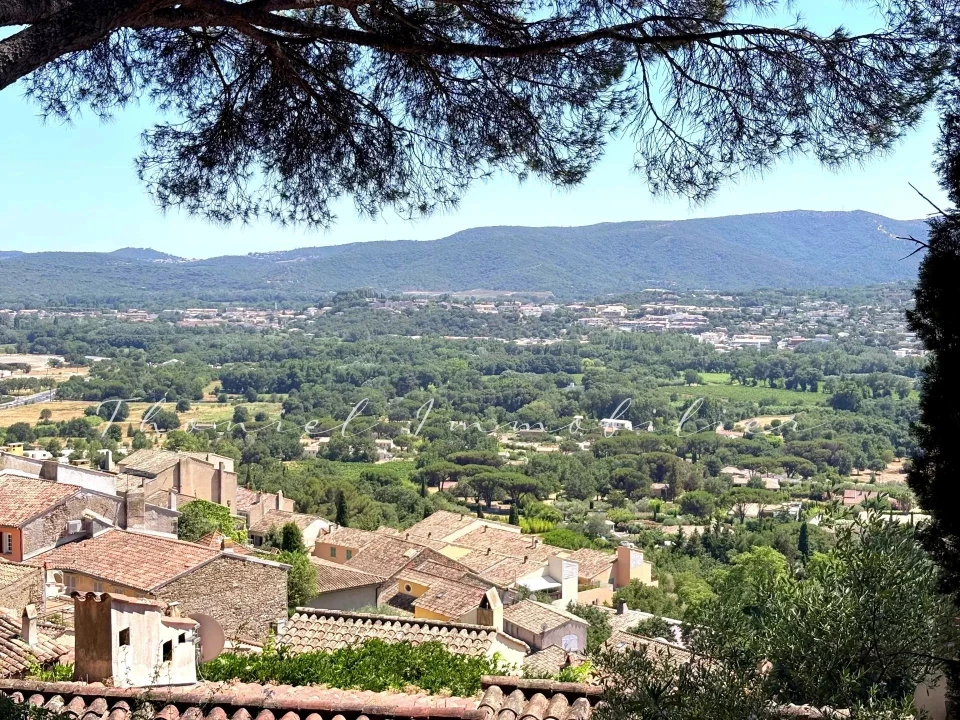 Agence immobilière Grimaud | Thoniel Immobilier | vente Maison village Grimaud