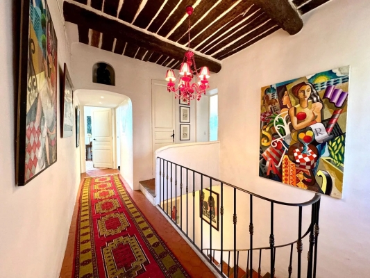 For sale village house Grimaud - For sale : Spacious, charming village house in Grimaud