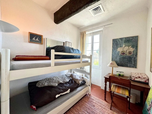 For sale village house Grimaud - For sale : Spacious, charming village house in Grimaud
