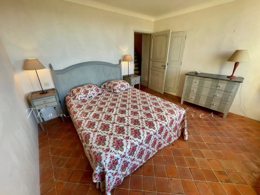 For sale village house Grimaud - Beautiful bastide with garden and pond for sale in Grimaud