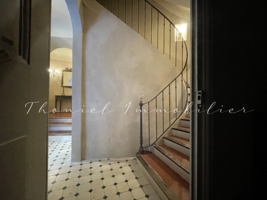 Agence immobilière Grimaud | Thoniel Immobilier sale Village House Grimaud