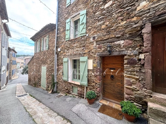 For sale village house La Garde-Freinet - For sale in La Garde Freinet : 190 m2 village house with garage and self contained studio flat