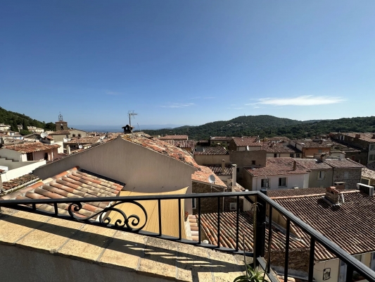 For sale village house La Garde-Freinet - Village house with terrace