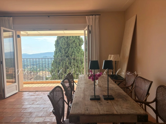 For sale village house Grimaud - A charming 63 m² village house with views in the heart of Grimaud