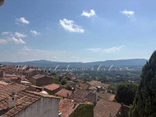 For sale village house Grimaud - A charming 63 m² village house with views in the heart of Grimaud