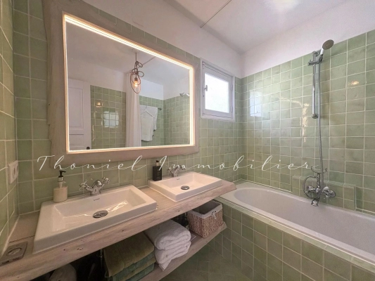For sale village house Grimaud - A charming 63 m² village house with views in the heart of Grimaud
