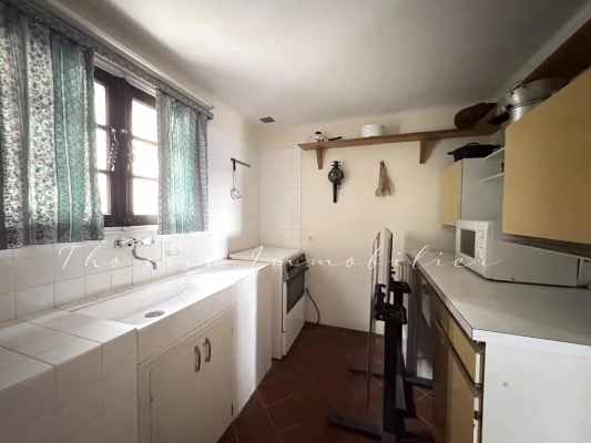 For sale village house Grimaud - For sale in the village of Grimaud: A pair of village houses in need of renovation, with terraces and a small garden