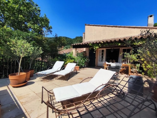 à vendre maison, villa Cogolin - A vendre : Maison de campagne pleine de charme à Cogolin