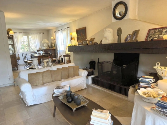à vendre maison, villa Cogolin - A vendre : Maison de campagne pleine de charme à Cogolin