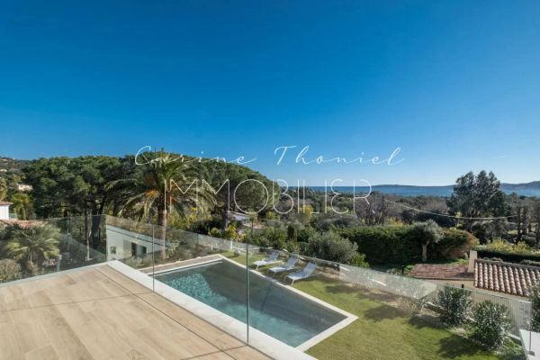 For sale house, villa Grimaud - Villa with sea view contemporary design