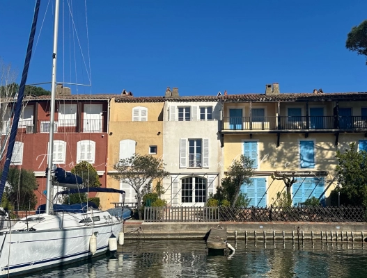 à vendre maison, villa Grimaud - À vendre à Port Grimaud : Maison de pêcheur rénovée avec amarrage