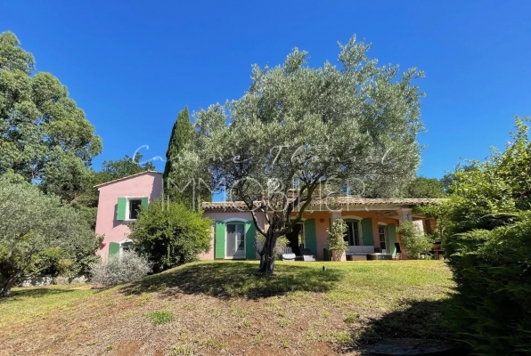 For sale house, villa La Garde-Freinet - Provençal house in the countryside of La Garde Freinet