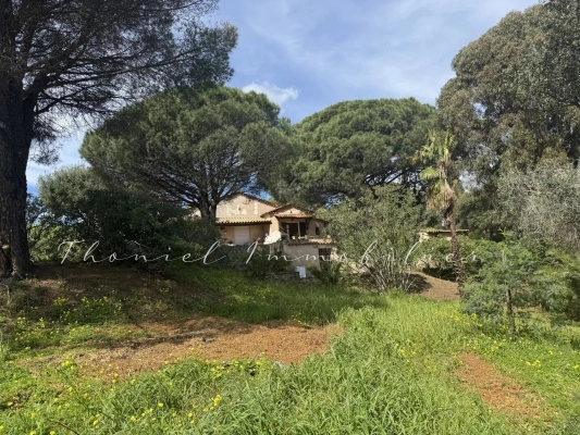 à vendre maison, villa Grimaud - Propriété vue mer à rénover à Grimaud proche des plages
