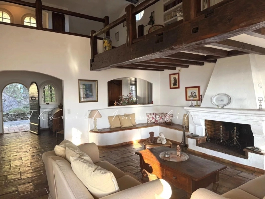 à vendre maison, villa Grimaud - Propriété de 310 m2 à vendre proche du village de Grimaud