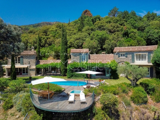à vendre maison, villa La Garde-Freinet - Magnifique propriété en pierre avec piscine et tennis