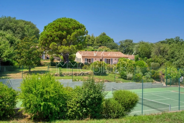 For sale house, villa Grimaud - Exceptional property with sea view near the village
