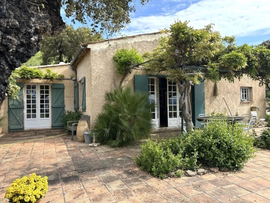 à vendre maison, villa Grimaud - Maison de campagne à vendre à Grimaud