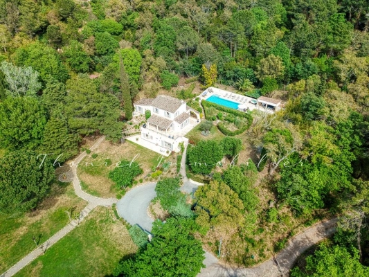 Agence immobilière Grimaud | Thoniel Immobilier vente villa Cogolin