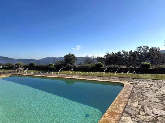 à vendre maison, villa La Garde-Freinet - Maison pleine de charme à vendre à La Garde Freinet