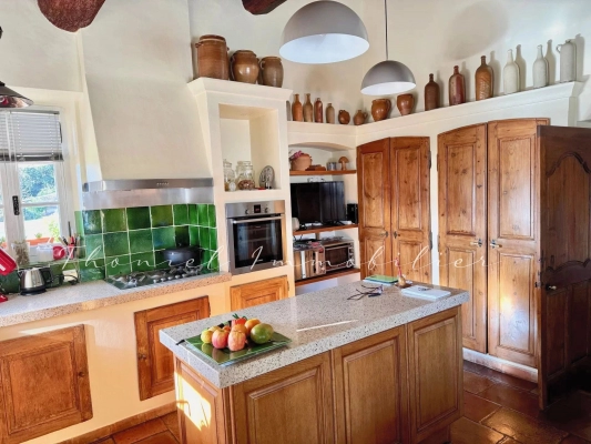 à vendre maison, villa La Garde-Freinet - Maison pleine de charme à vendre à La Garde Freinet