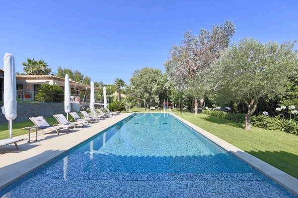 Vente maison, villa Grimaud - Villa ultra haut de gamme de 450 m2 à Grimaud