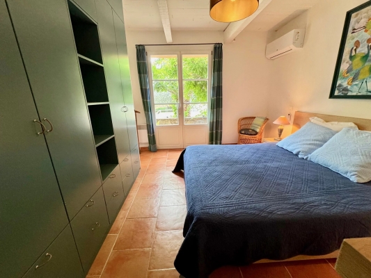 à vendre maison, villa Cogolin - Propriété avec vignes dans la campagne de Cogolin