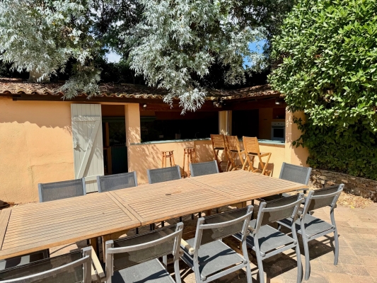 à vendre maison, villa Cogolin - Propriété avec vignes dans la campagne de Cogolin