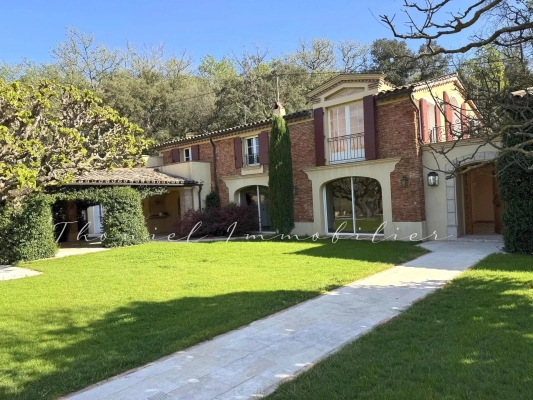 à vendre maison, villa Grimaud - Exceptionnelle propriété de caractère à vendre
