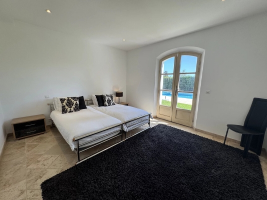 For sale house, villa Grimaud - 4 bedroom villa with swimming pool for sale near the village of Grimaud