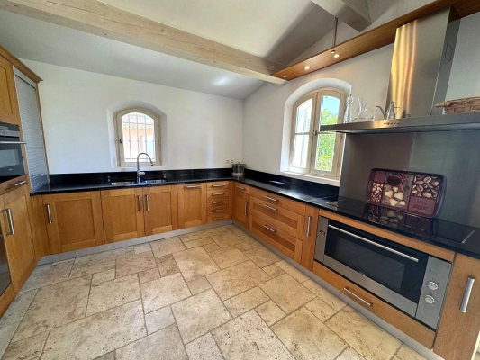 For sale house, villa Grimaud - 4 bedroom villa with swimming pool for sale near the village of Grimaud