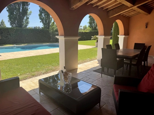 For sale house, villa Grimaud - 4 bedroom villa with swimming pool for sale near the village of Grimaud