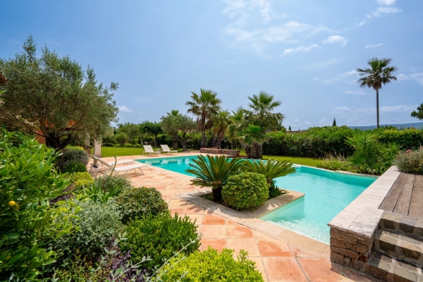 For sale house, villa Grimaud - 300 m2 property for sale near the village of Grimaud