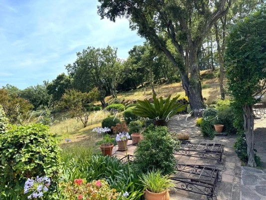 à vendre maison, villa La Garde-Freinet - Maison de campagne pleine de charme à vendre à La Garde Freinet