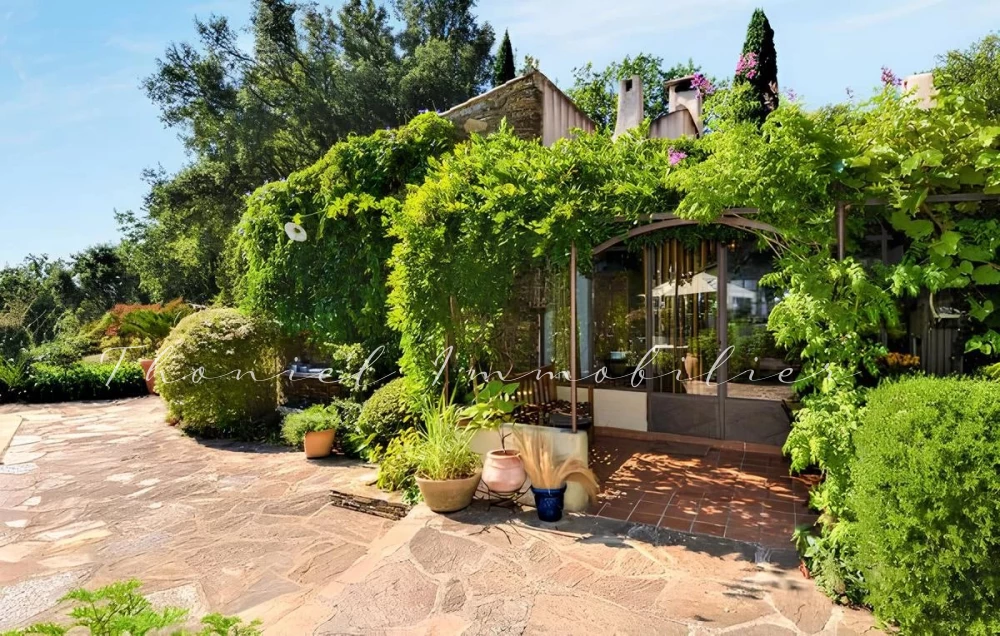 Agence immobilière Grimaud | Thoniel Immobilier | vente Maison La Garde-Freinet