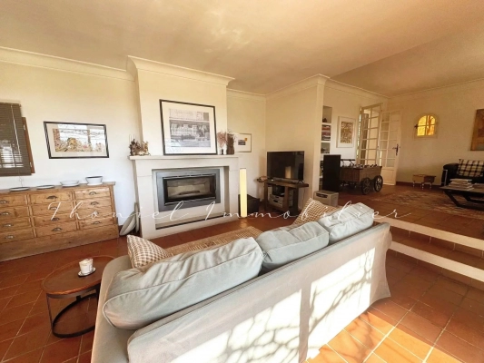 à vendre maison, villa La Garde-Freinet - Maison de campagne pleine de charme à vendre à La Garde Freinet