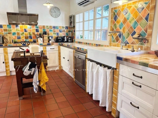 à vendre maison, villa La Garde-Freinet - Maison de campagne pleine de charme à vendre à La Garde Freinet