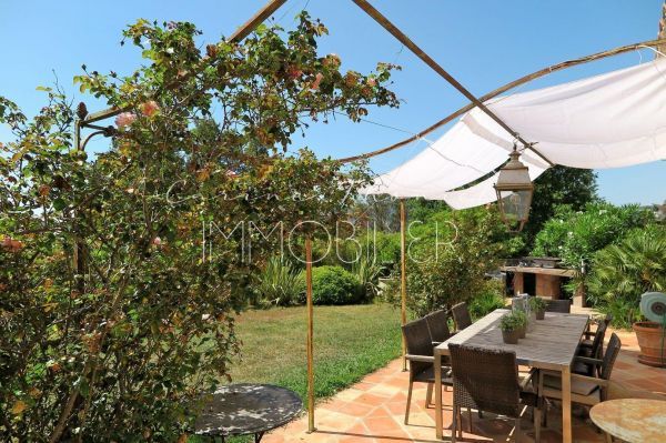 For sale house, villa Grimaud - Villa of 320 m2 near the village of Grimaud