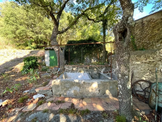 à vendre maison, villa La Garde-Freinet - PROPRIÉTÉ ANCIENNE AU CHARME EXCEPTIONNEL À LA VENTE A LA GARDE-FREINET