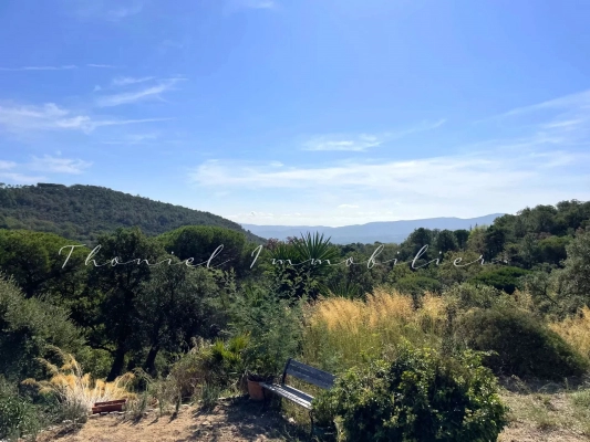 à vendre maison, villa La Garde-Freinet - PROPRIÉTÉ ANCIENNE AU CHARME EXCEPTIONNEL À LA VENTE A LA GARDE-FREINET