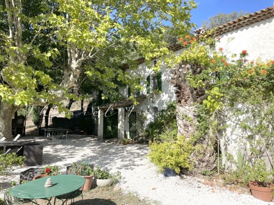 For sale house, villa La Garde-Freinet - EXCEPTIONALLY CHARMING OLD PROPERTY FOR SALE  AT LA GARDE-FREINET