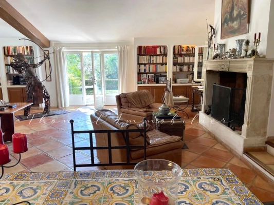 à vendre maison, villa La Garde-Freinet - PROPRIÉTÉ ANCIENNE AU CHARME EXCEPTIONNEL À LA VENTE A LA GARDE-FREINET